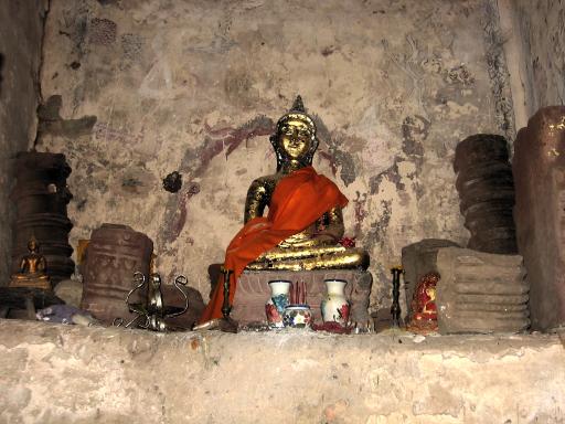 Interior - Wat Prang Torng
